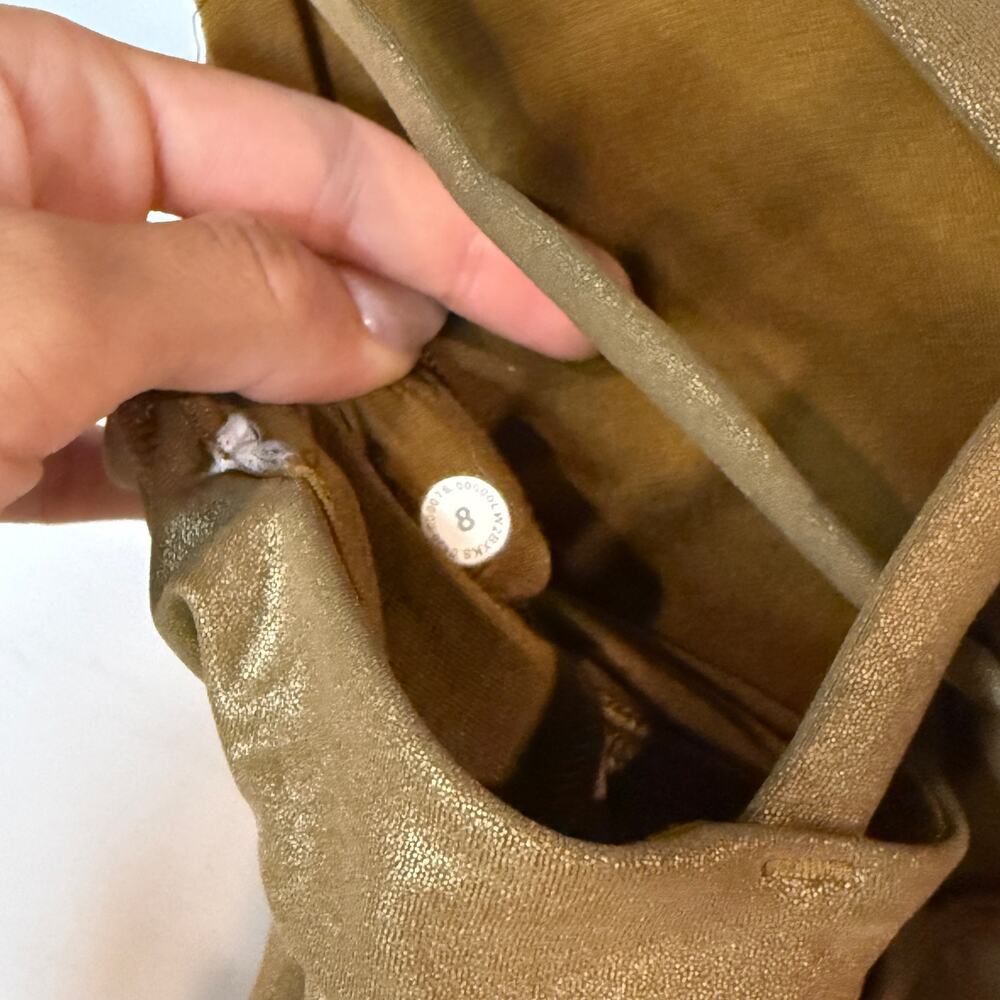 Lululemon Sports Bra Size 8 - Picture 6 of 8